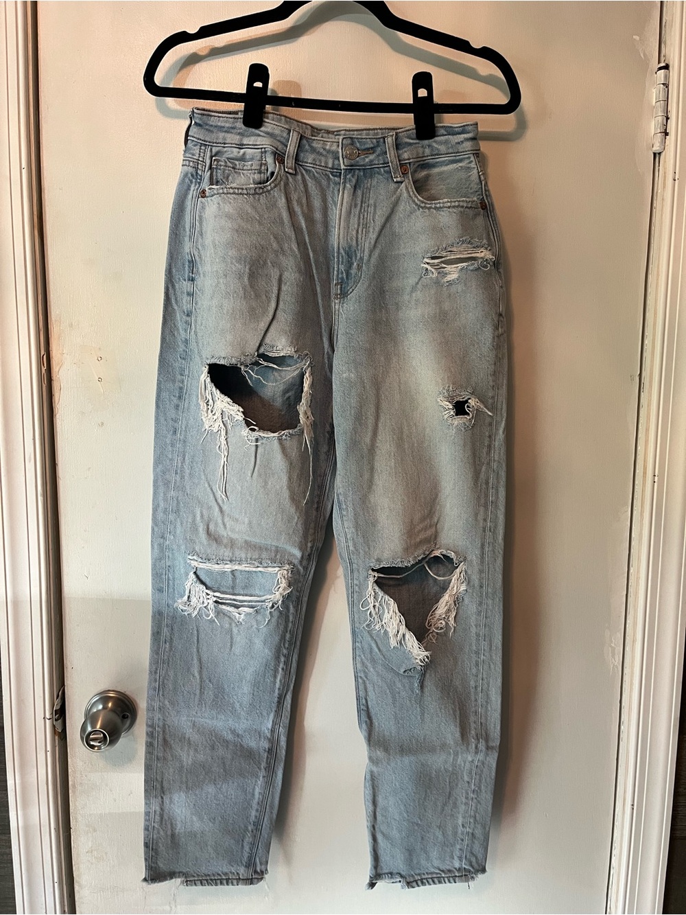 American Eagle Distressed Mom Jeans